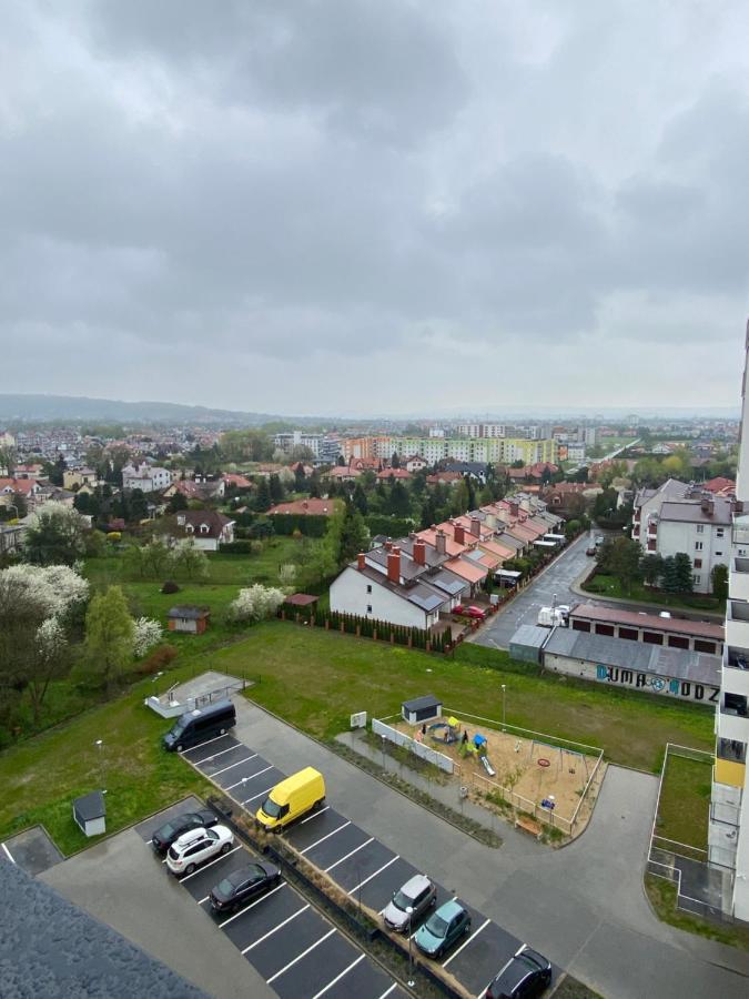 ז'שוב Apartamenty Magia Z Bezplatnym Parkingiem I Klimatyzacja מראה חיצוני תמונה